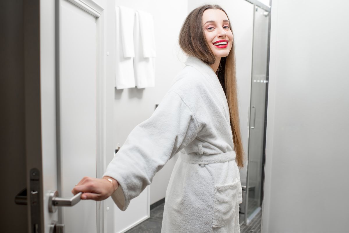 Astuces de nettoyage pour une salle de bain à l'odeur fraîche