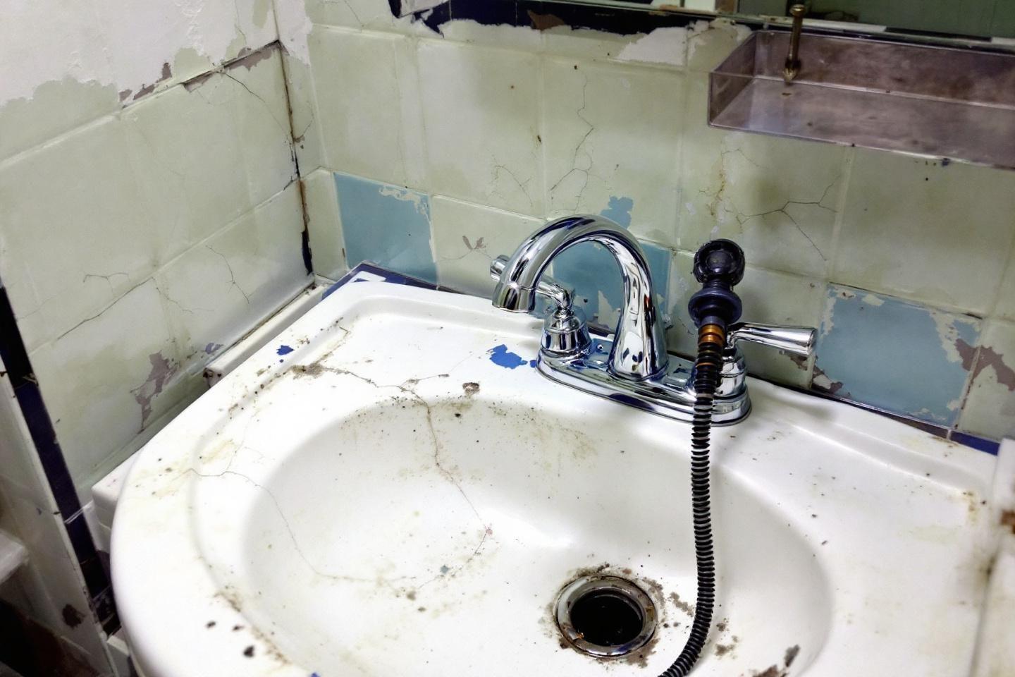 Receveur de douche à éviter : comment bien choisir pour votre salle de bain
